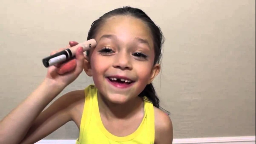» Bella Makeup 8 year old Makeup Pro